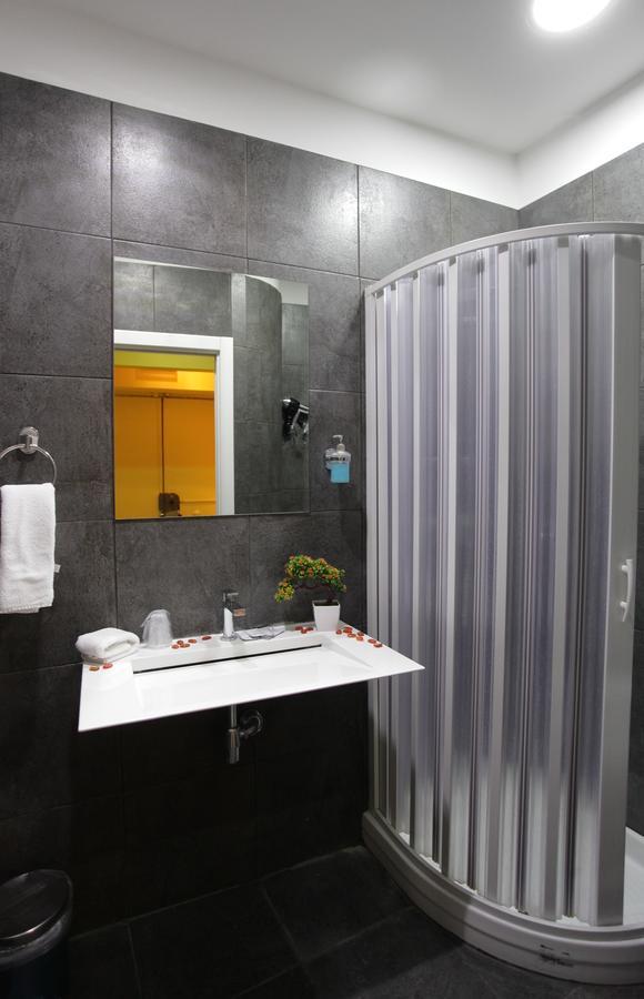 Chiaia Relax Bed & Breakfast Наполи Екстериор снимка