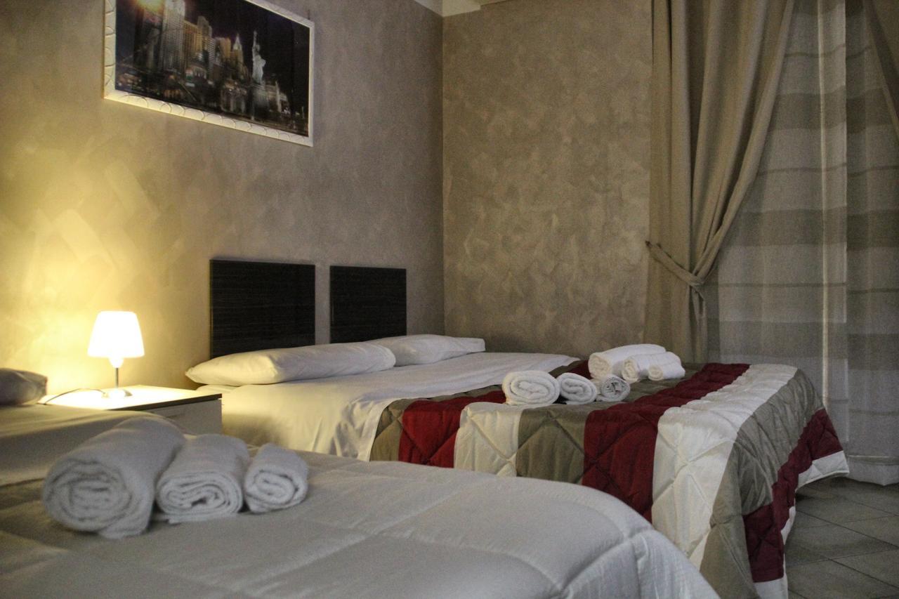 Chiaia Relax Bed & Breakfast Наполи Стая снимка