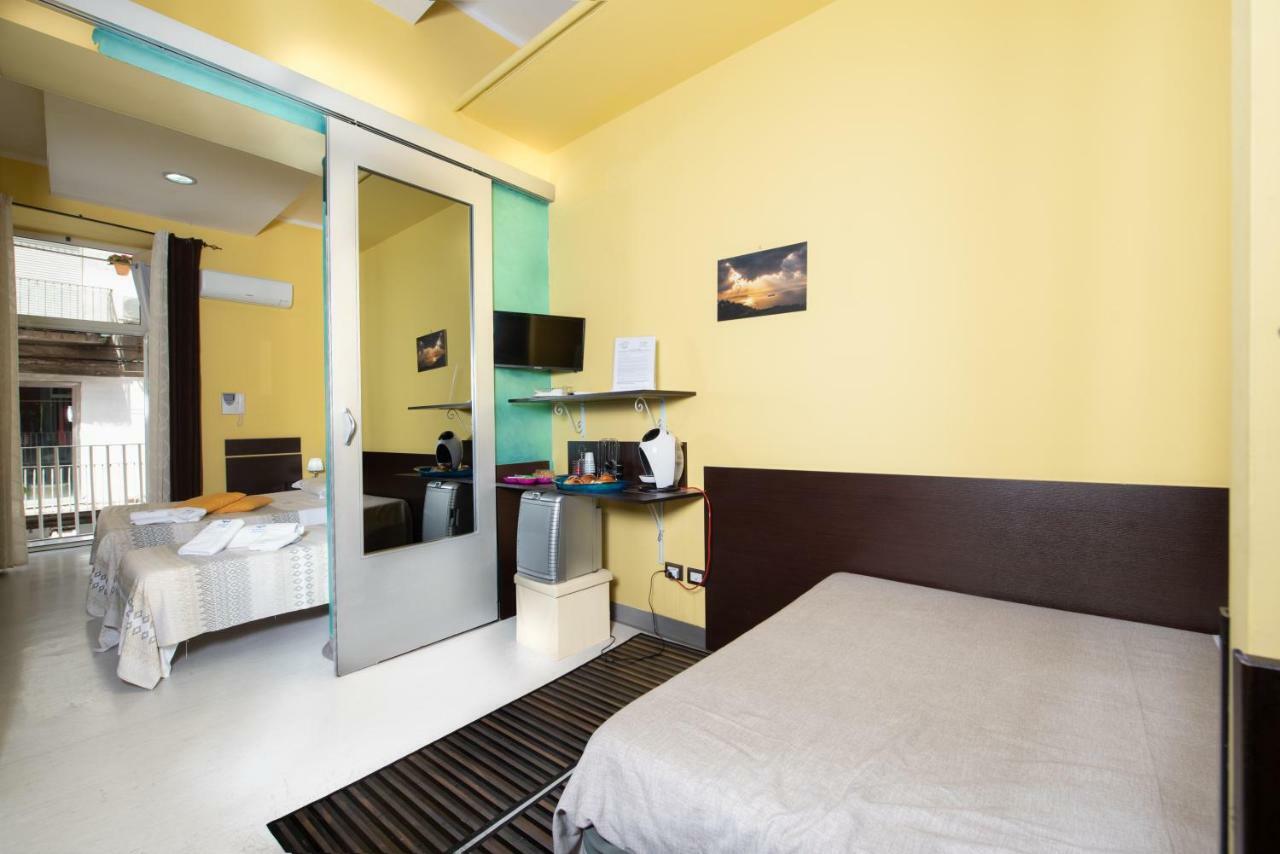 Chiaia Relax Bed & Breakfast Наполи Екстериор снимка