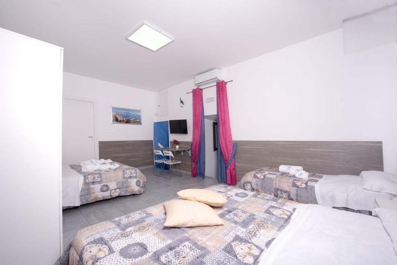 Chiaia Relax Bed & Breakfast Наполи Екстериор снимка